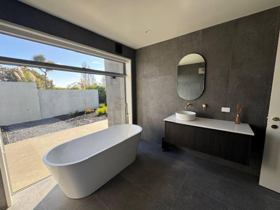 Location And Luxury In Timaru 아파트 외부 사진